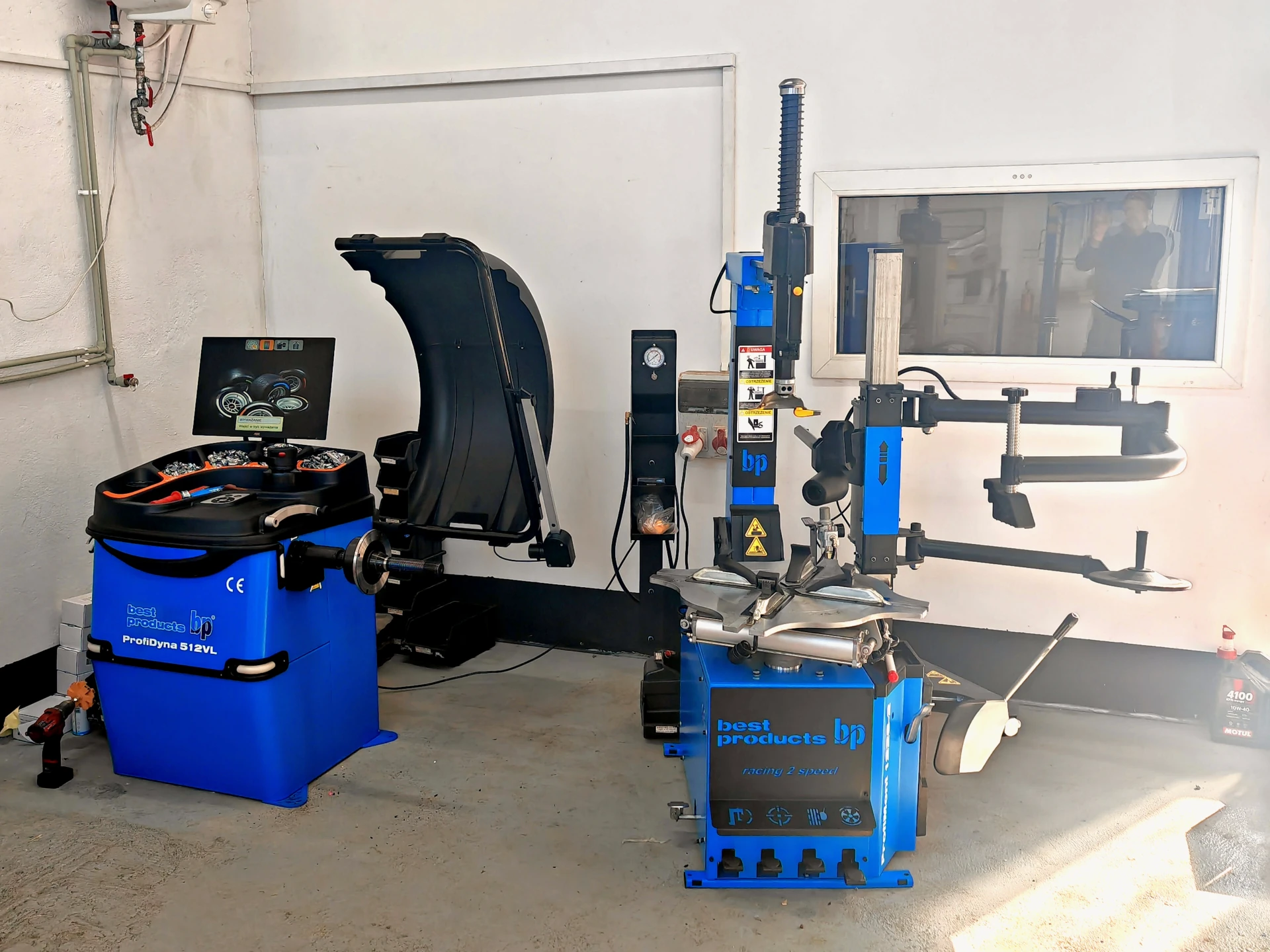 Nowa montażownica i wyważarka do obsługi kół